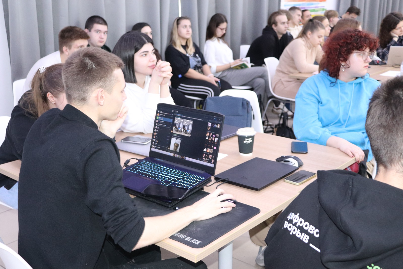В Ростове-на-Дону пройдет IV региональный хакатон «ИНДУСТРИЯ 2025»