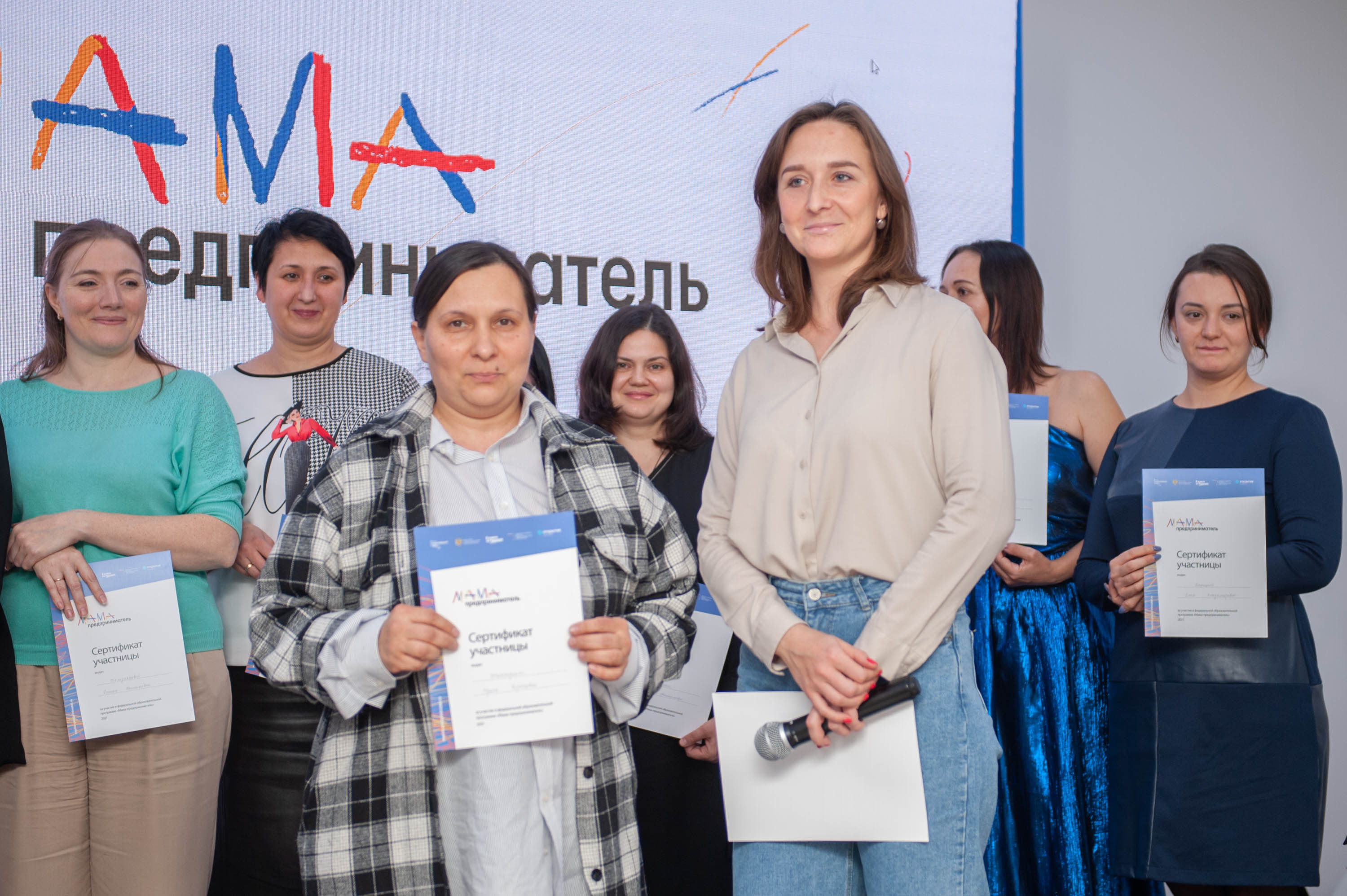 Родившая одиннадцать детей ростовчанка после проекта «Мама-предприниматель» открыла фотостудию